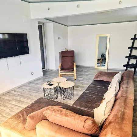 Chalonnaise House 120m2 Tatil Evi